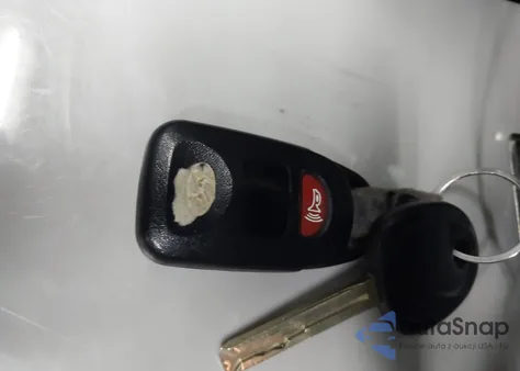 2013 Hyundai Sonata Gls z USA, uszkodzony, nr VIN 5NPEB4AC4DH615921